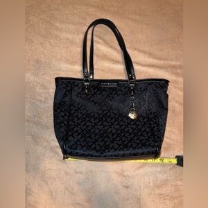 Tommy Hilfiger Black Shoulder Bag
